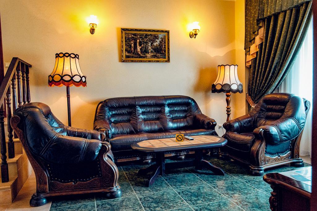 Veles Hotel Фонтанка Экстерьер фото
