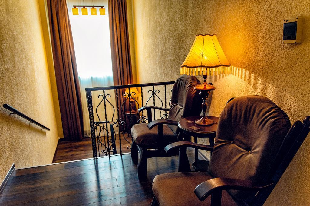 Veles Hotel Фонтанка Экстерьер фото