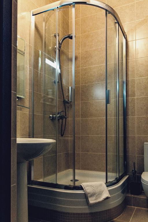 Veles Hotel Фонтанка Экстерьер фото